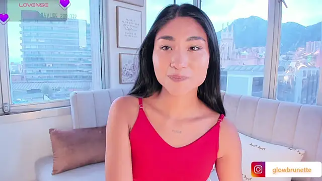 Megan Lim online show from 13, 2, 2025