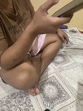 sissarahotty online show from 9, 8, 2026