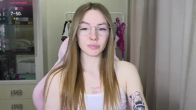 littlevildevil online show from 21, 2, 2025