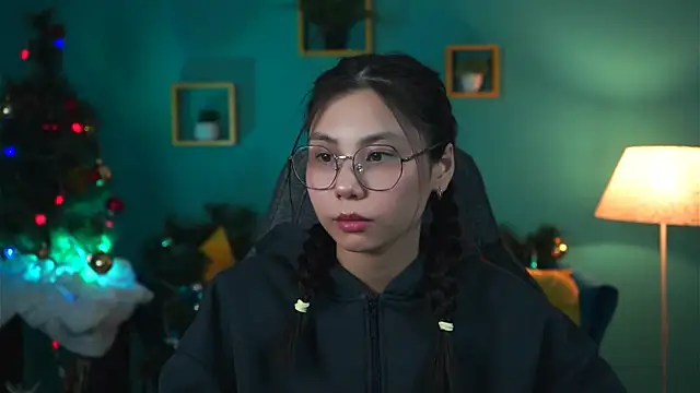 LittleSally   online show from 14, 12, 2024