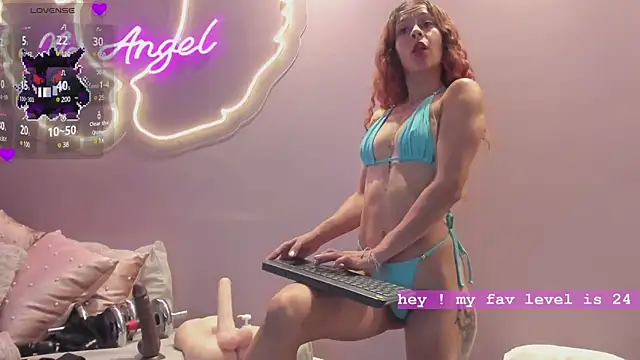 Ninna monroe  online show from 16, 2, 2025