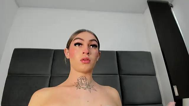 Lizz Luna online show from 11, 9, 2025