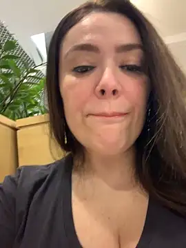 Sophie Eaton online show from 13, 9, 2025