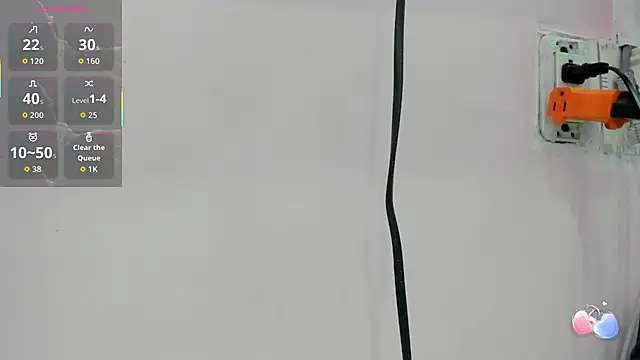 Ian Castillo  online show from 18, 9, 2025