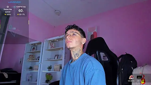 Ian Castillo  online show from 14, 11, 2025