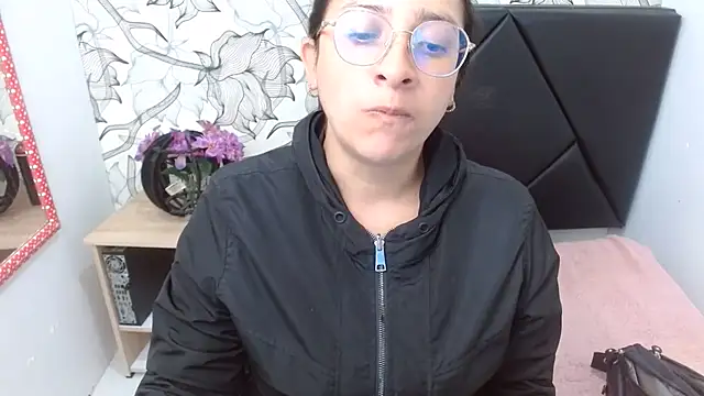 sarax ximena online show from 16, 7, 2026