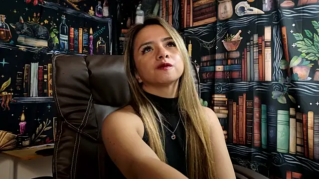 julietta   jackson online show from 23, 12, 2024