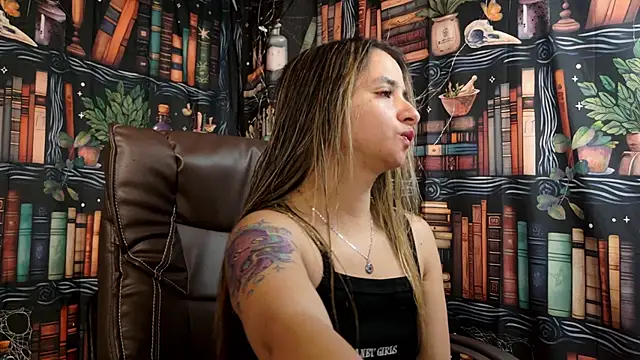 julietta   jackson online show from 30, 1, 2025