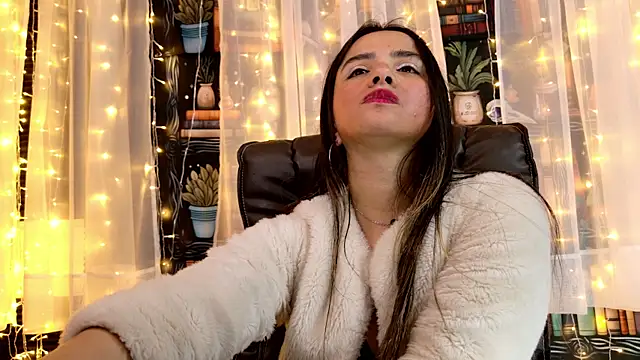 julietta   jackson online show from 14, 6, 2026