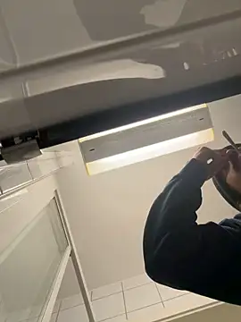 wolfwhite95 online show from 13, 4, 2026