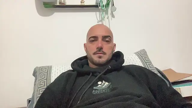 alessandromori91 online show from 18, 12, 2025