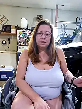 MsShelby40 online show from 1, 12, 2024