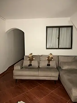 MollySanders    online show from 12, 12, 2024