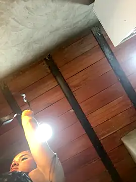 MollySanders    online show from 9, 10, 2025