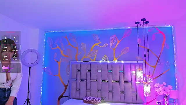 AlessiaDouce online show from 23, 11, 2025