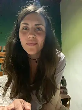 isadelasestrellas online show from 8, 10, 2025