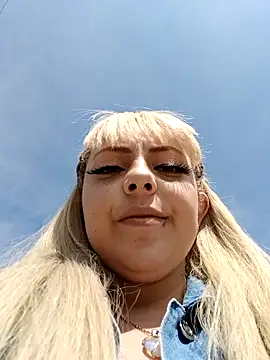 madelaine- online show from 13, 1, 2025