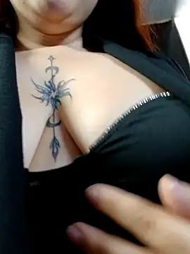 madelaine- online show from 2, 2, 2025