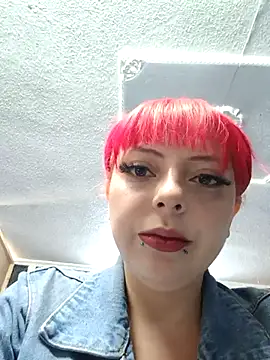 madelaine- online show from 23, 2, 2025