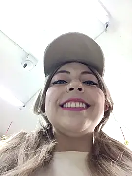 madelaine- online show from 19, 12, 2025