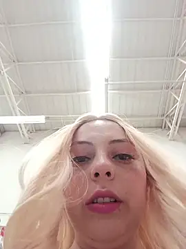 Snapshot of madelaine- chatting on 12, 2, 2026 madelaine- online show from 12, 2, 2026