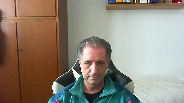 lliuk70mi online show from 18, 4, 2026