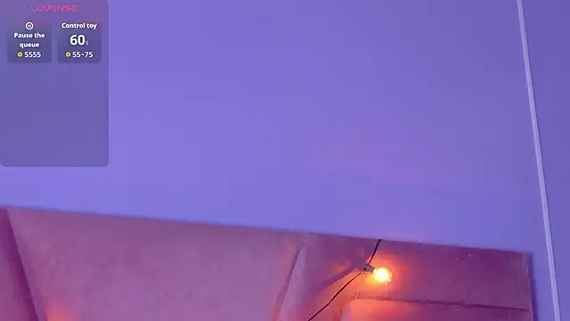 Snapshot of littleebonymommy chatting on 13, 12, 2025 littleebonymommy online show from 13, 12, 2025