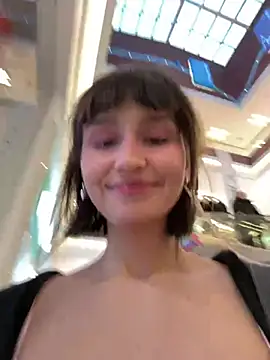 Snapshot of bigbabykiki chatting on 2, 2, 2025 bigbabykiki online show from 2, 2, 2025