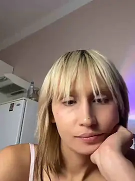 Snapshot of bigbabykiki chatting on 18, 9, 2025 bigbabykiki online show from 18, 9, 2025
