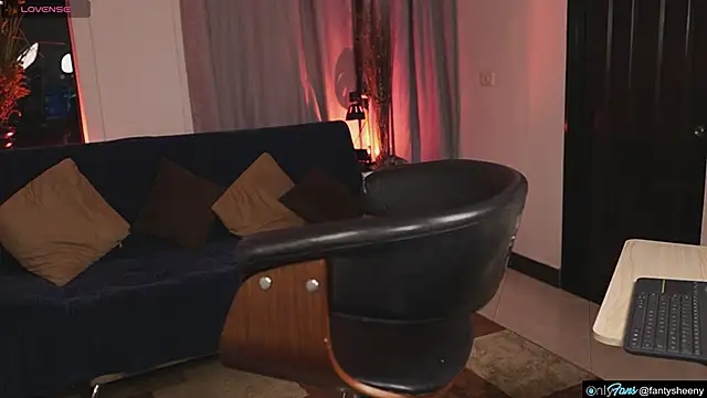 Snapshot of theaome chatting on 8, 2, 2025 theaome online show from 8, 2, 2025