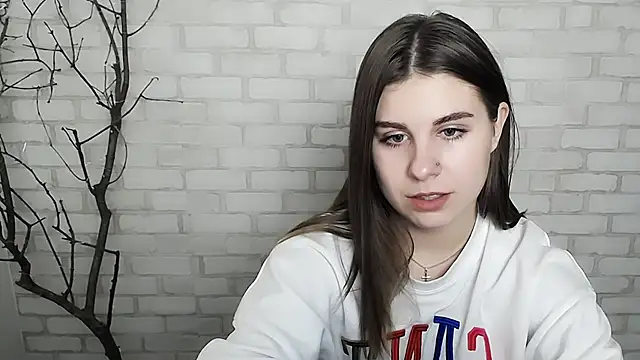 Sweet Doll Luna online show from 10, 12, 2024