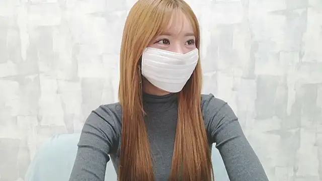 LOVE MOMO LOVE online show from 15, 2, 2026