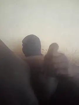 Snapshot of Mzansiboy4 chatting on 23, 9, 2025 Mzansiboy4 online show from 23, 9, 2025