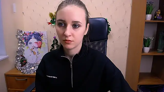  Nicole new online show from 14, 12, 2024