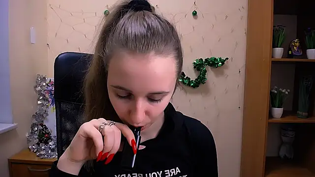  Nicole new online show from 17, 12, 2024