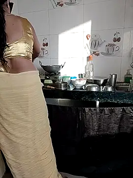 Snapshot of kaamuk_shweta chatting on 12, 3, 2026 kaamuk shweta online show from 12, 3, 2026