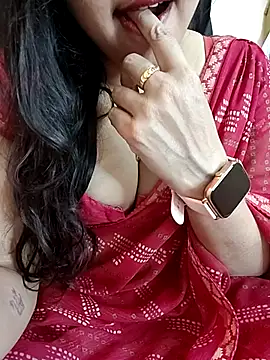 Snapshot of kaamuk_shweta chatting on 8, 4, 2026 kaamuk shweta online show from 8, 4, 2026