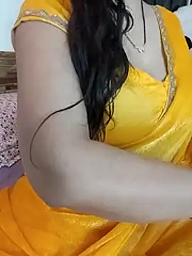 Snapshot of kaamuk_shweta chatting on 12, 4, 2026 kaamuk shweta online show from 12, 4, 2026