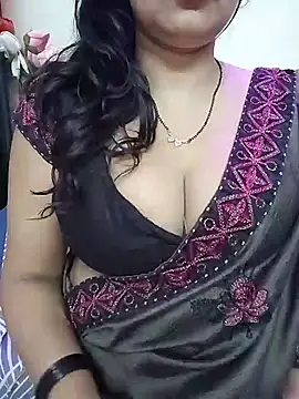 Snapshot of kaamuk_shweta chatting on 28, 5, 2026 kaamuk shweta online show from 28, 5, 2026
