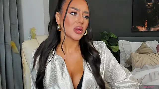 Snapshot of Sonia__Rey chatting on 19, 5, 2026 Sonia Rey online show from 19, 5, 2026