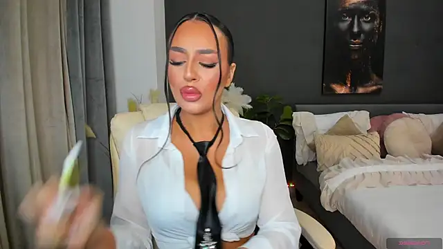 Snapshot of Sonia__Rey chatting on 27, 5, 2026 Sonia Rey online show from 27, 5, 2026