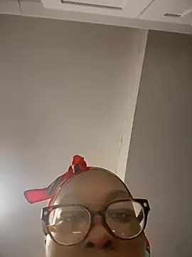 honeybrow online show from 21, 3, 2026