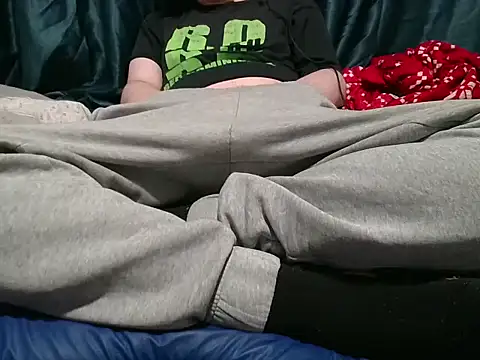 Snapshot of krissraw chatting on 31, 10, 2025 krissraw online show from 31, 10, 2025