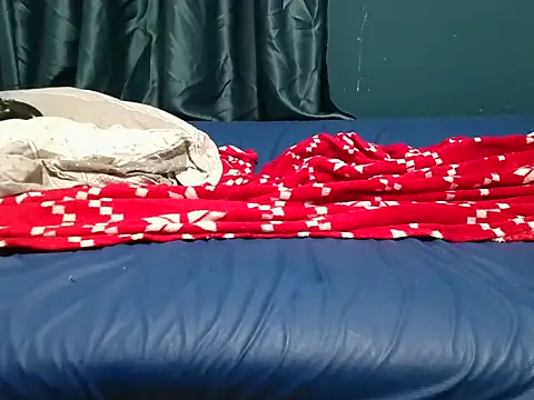 Snapshot of krissraw chatting on 9, 11, 2025 krissraw online show from 9, 11, 2025