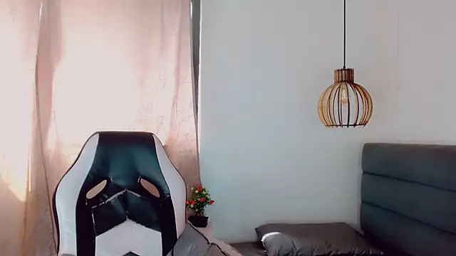 Oriana braom online show from 4, 2, 2025