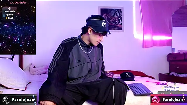 Snapshot of jeanfarelo chatting on 17, 12, 2024 jeanfarelo online show from 17, 12, 2024