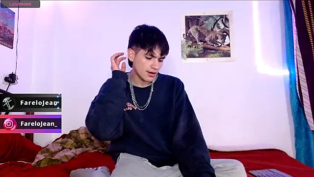 Snapshot of jeanfarelo chatting on 5, 1, 2025 jeanfarelo online show from 5, 1, 2025