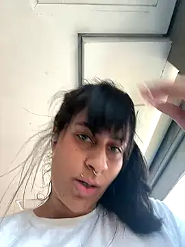 Snapshot of Blue_butterfly chatting on 18, 9, 2025 Blue butterfly online show from 18, 9, 2025