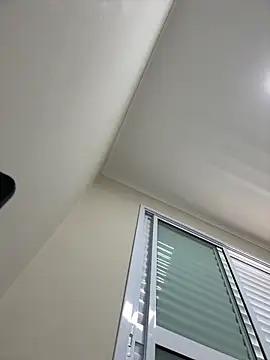 Snapshot of Blue_butterfly chatting on 24, 11, 2025 Blue butterfly online show from 24, 11, 2025