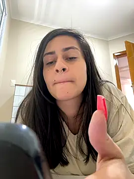 Snapshot of Blue_butterfly chatting on 26, 11, 2025 Blue butterfly online show from 26, 11, 2025